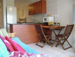 Kitchen/lounge area