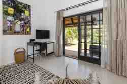 Zebra deLuxe King room