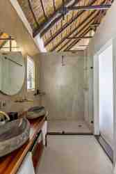 Wildebeest, deLuxe King suite, bathroom