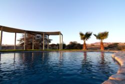 Agama-River-Lodge-Resdest-Namibia-Sossusvlei-South-Swimming pool