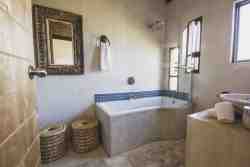 family suite bathroom