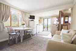 Room 1 - all rooms with DSTV & DVD player