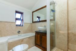Family Unit Bathroom