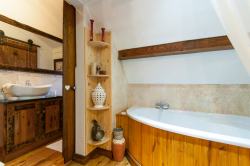 Family Unit Bathroom