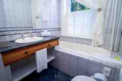 Double Room Bathroom
