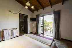 Red room to outside patio