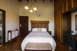 Gold room