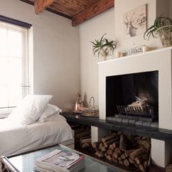 Malette suite living room