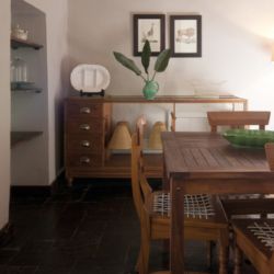 Malette suite dining area