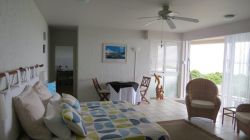 Bedroom/lounge