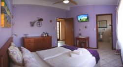 Lavender (Part of Family Unit, XL-Queen en-suite)