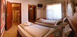 Africa (Twin en-suite)