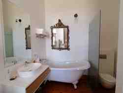 Room 1 - Luxury room Bathroom 