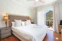 Room 4-balcony