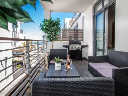 144 Eden on the Bay