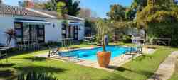 B My Guest - swimming pool and braai areas