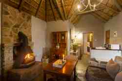 Thandanani Cottage bedroom(Queen)