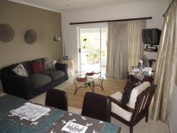 Lounge Cottage 4
