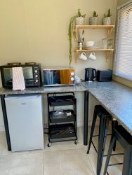 The Boshoff Mini - kitchen/entrance area
