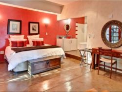 Paris Luxury Honeymoon Suite