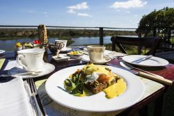 Al fresco dining