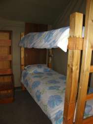 2nd Room with bunkbeds 