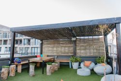 roof top bar