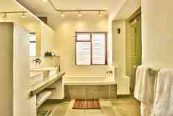 Classic Room Bathroom