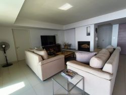 Self-catering Luxury Home