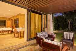 Outdoor Seating Area/Patio