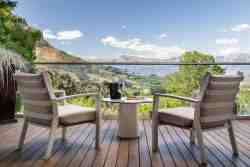 Room balcony & view 