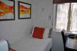 RIEBEEK 209  COTSWOLD HOUS STANDARD ECONOMY SMALL ROOM 