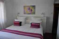  TULBAGH 208 COTSWOLD HOUSE STANARD  ROOM KING OR TWIN BEDS