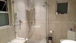 Cottage Cabernet - Bathroom for both Bedrooms