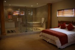 De Lux/Honeymoon Room