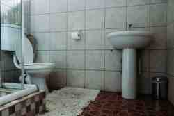 Triple Room - Bathroom