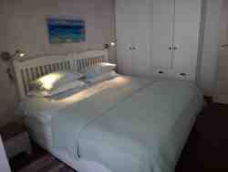 Drievis Main En Suite Bedroom with Shower and King size bed