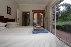 The Embuia Inter-leading room
