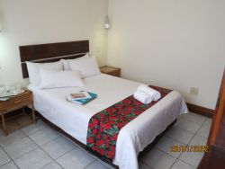 Classic Almond Suite