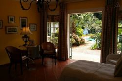 Guest room Main Lodge House