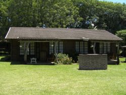 Dlinza Forest Accommodation Cabin