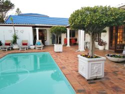 Rustige aande by Dolphin Inn Gastehuis