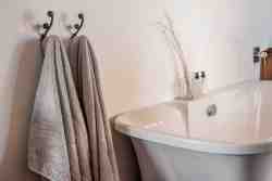 Couple & Family Cottages Bath