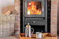 Couple & Family Cottages Indoor Fireplace