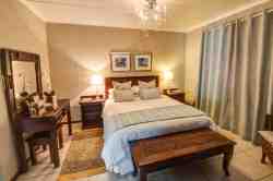 Luxury Double Room in Saddle Cottage