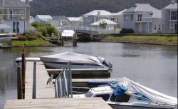 Jetty & mooring