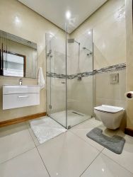 Bathroom ( Unit 3 )