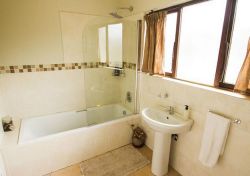 En-suite bathroom
