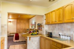 Fully equipped kitchenette