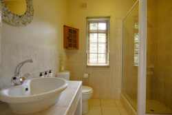 Spacious bathroom